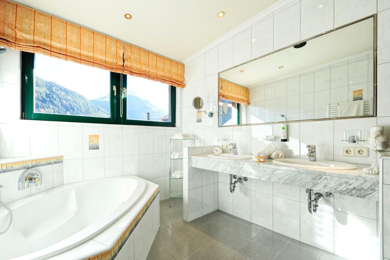 Alp Resort Tiroler Adler ゼルデン エクステリア 写真